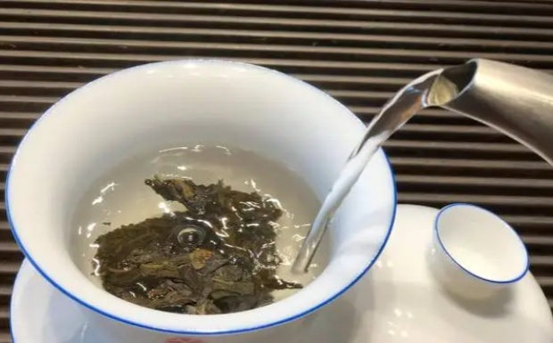 包种茶是半发酵茶吗